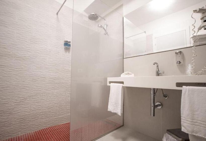 חדר משפתחתי סופריור, Perla Del Golfo Resort