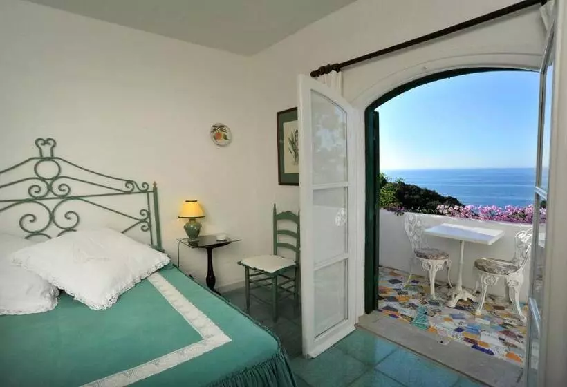 اتاق کلاسیک, Punta Rossa