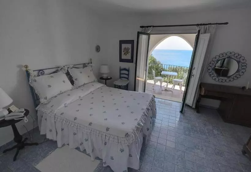 اتاق کلاسیک, Punta Rossa