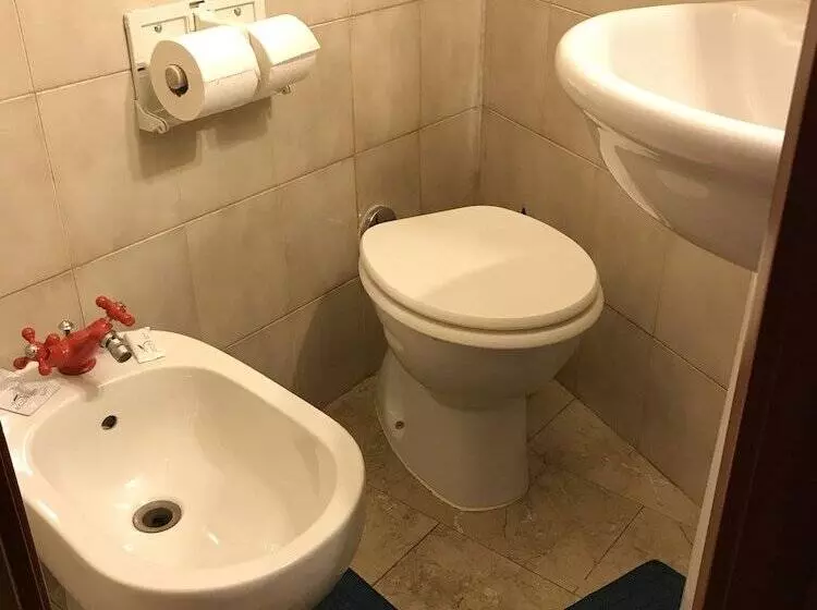 اتاق استاندارد یک نفره, Rey