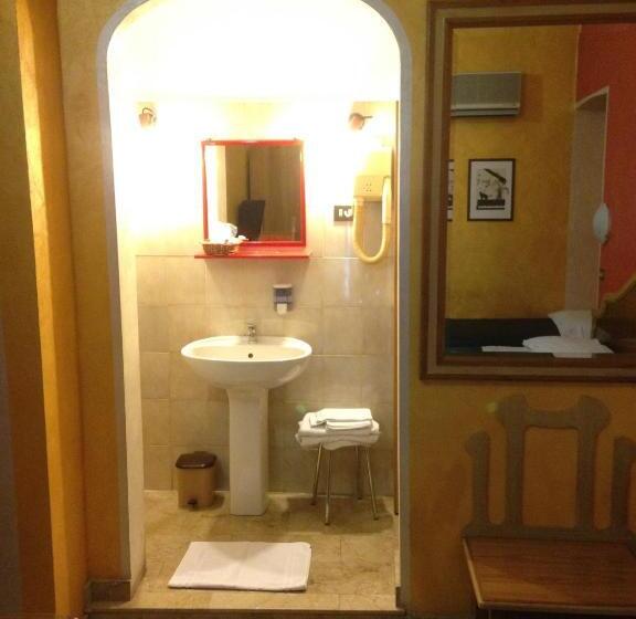 غرفة قياسية ثلاثية, Rey