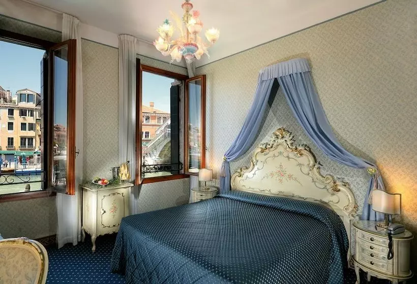 اتاق استاندارد با چشم‌انداز, Rialto