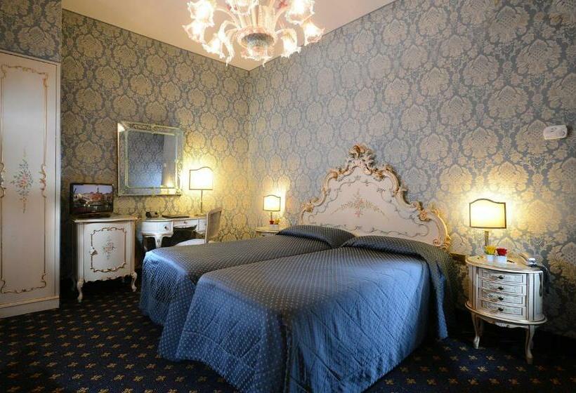 Junior Suite, Rialto