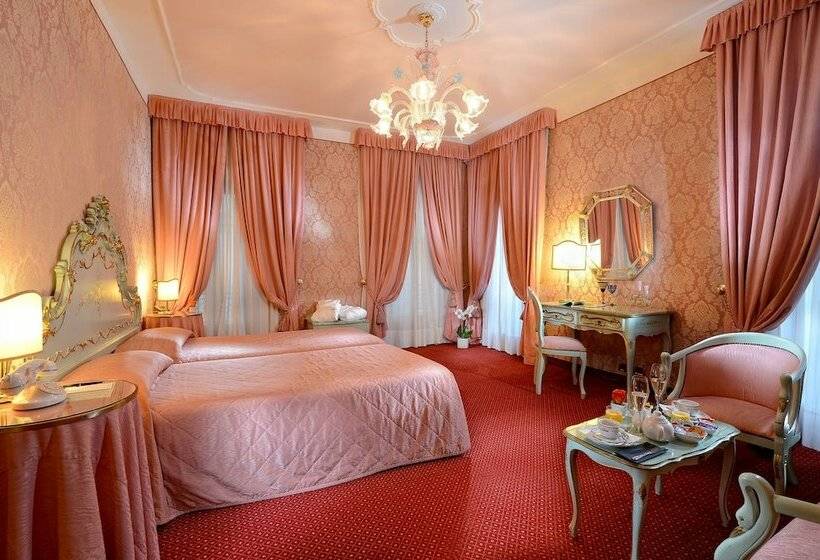 Junior Suite, Rialto