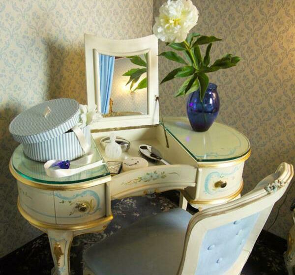 Habitació Triple Clàssica, Rialto