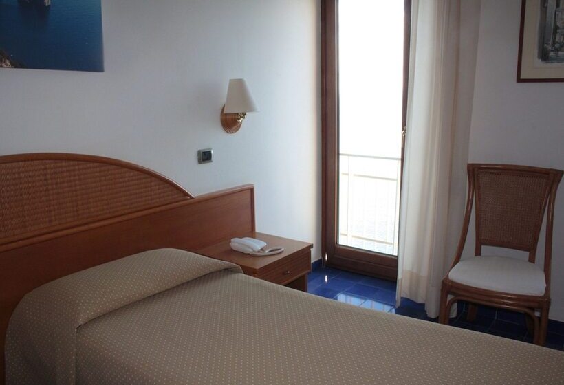 스탠다드 싱글 룸 측면 바다 전망, Sporting