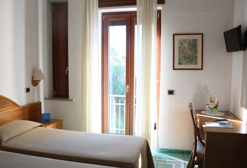 스탠다드 룸 측면 바다 전망, Sporting