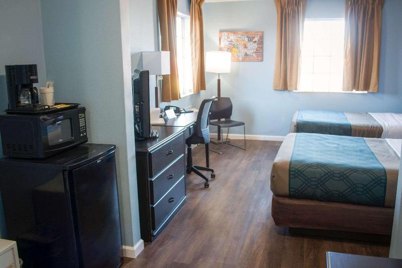 이코노미 룸, Sporting