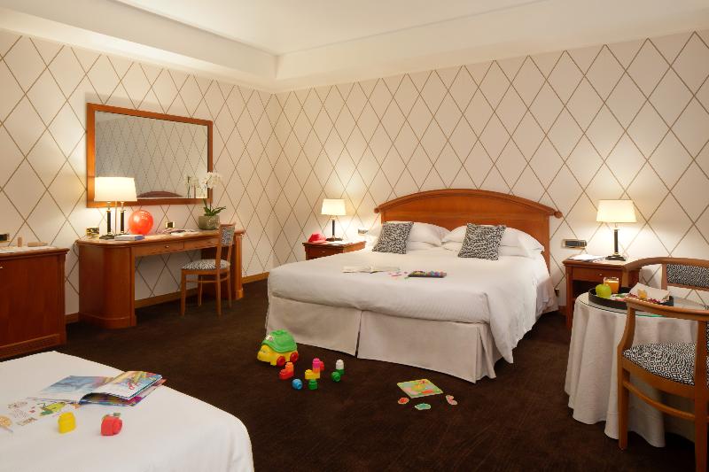 اتاق خانوادگی, Starhotels Majestic