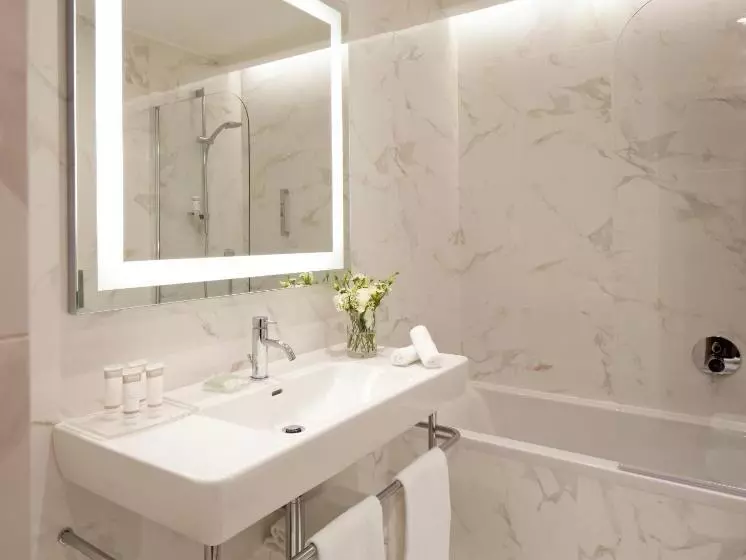 اتاق سوپریور, Starhotels Majestic