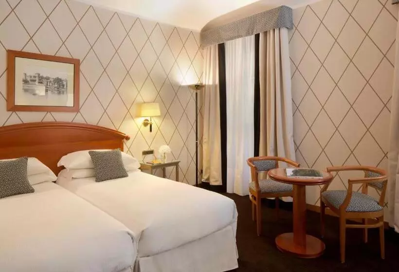اتاق سوپریور, Starhotels Majestic