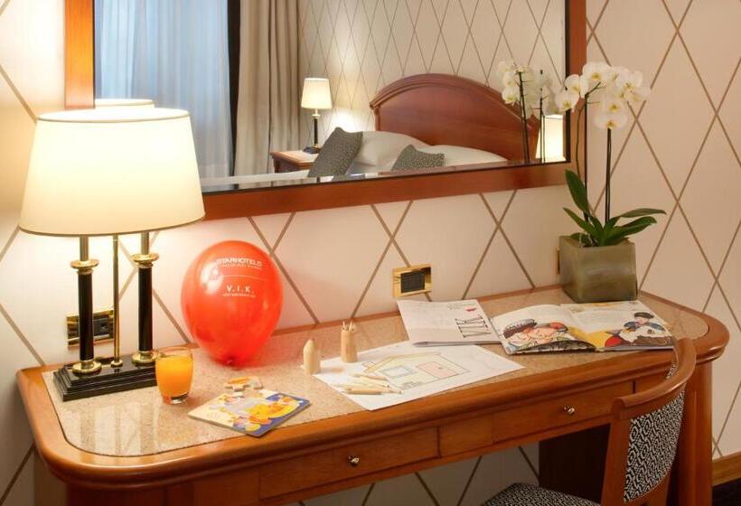 חדר משפחתי, Starhotels Majestic