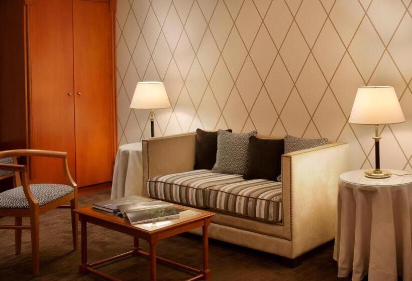 סוויטת ג'וניור, Starhotels Majestic