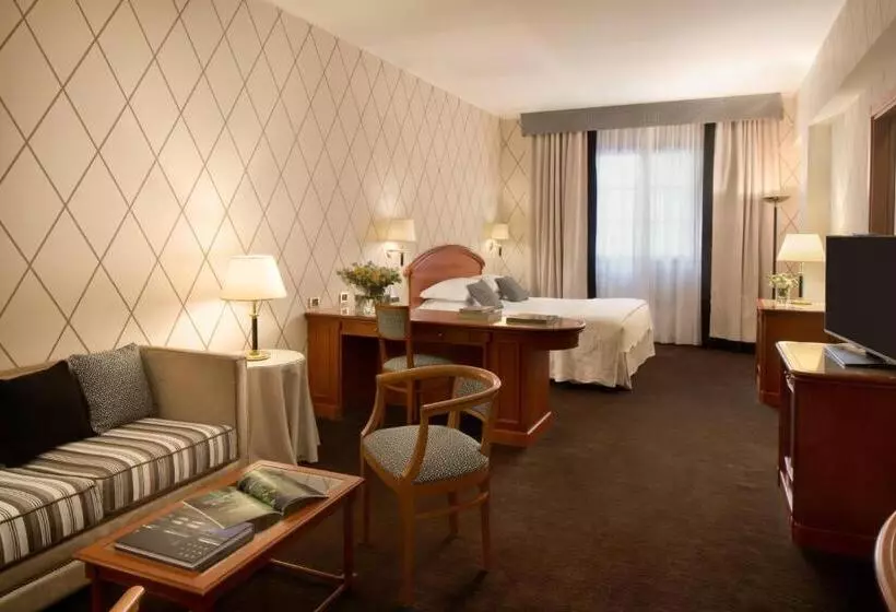 سوییت جونیور, Starhotels Majestic