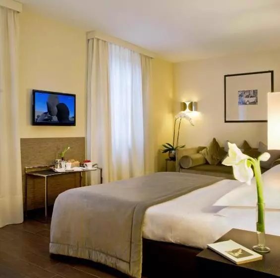 اتاق لوکس, Starhotels Majestic