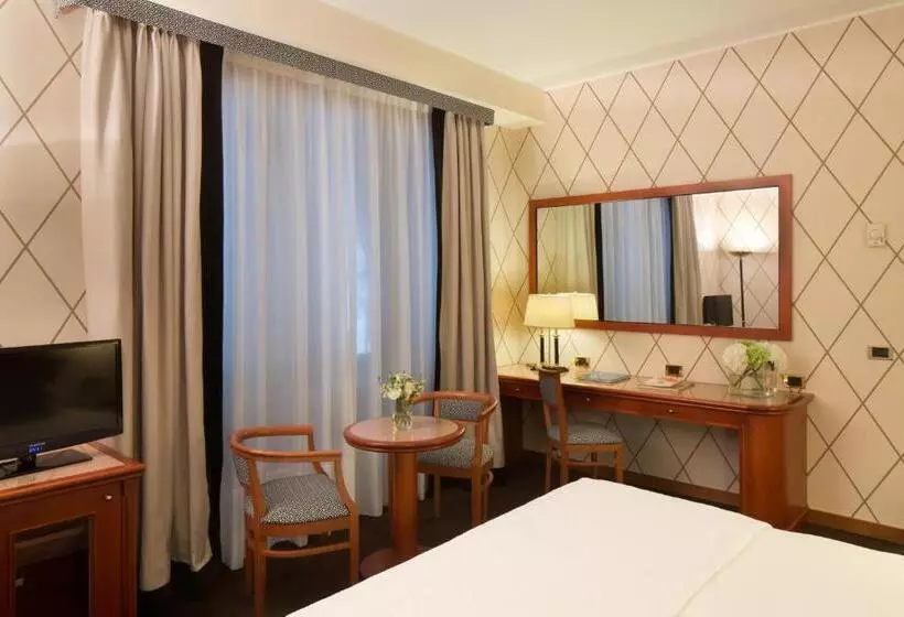 اتاق لوکس, Starhotels Majestic