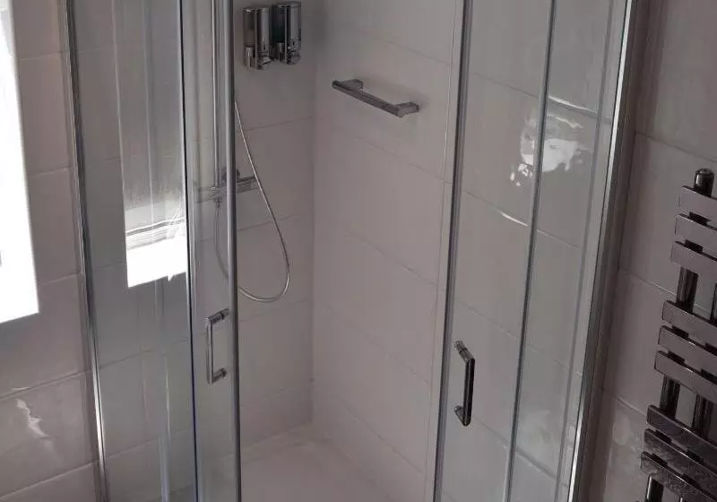 اتاق خانوادگی, Starhotels Majestic