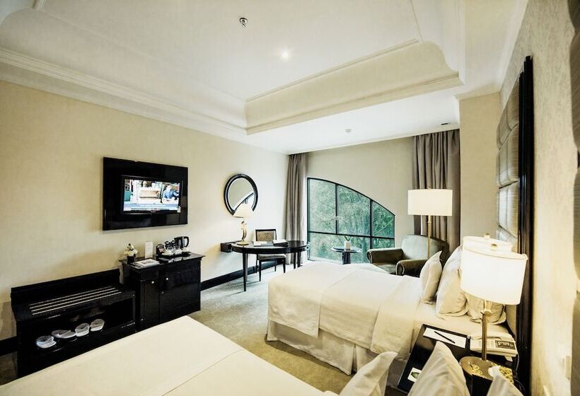 클래식 룸, The Papandayan