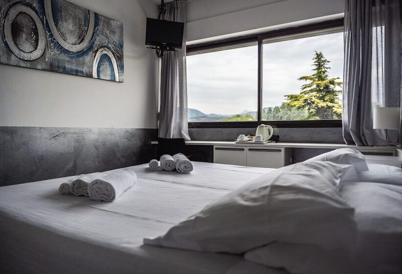 Номер Deluxe, Valpolicella International