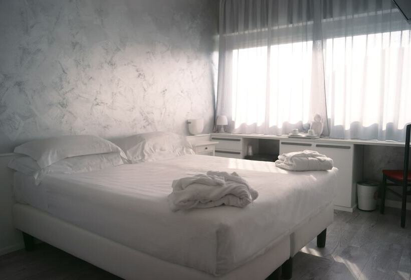 Номер Deluxe, Valpolicella International