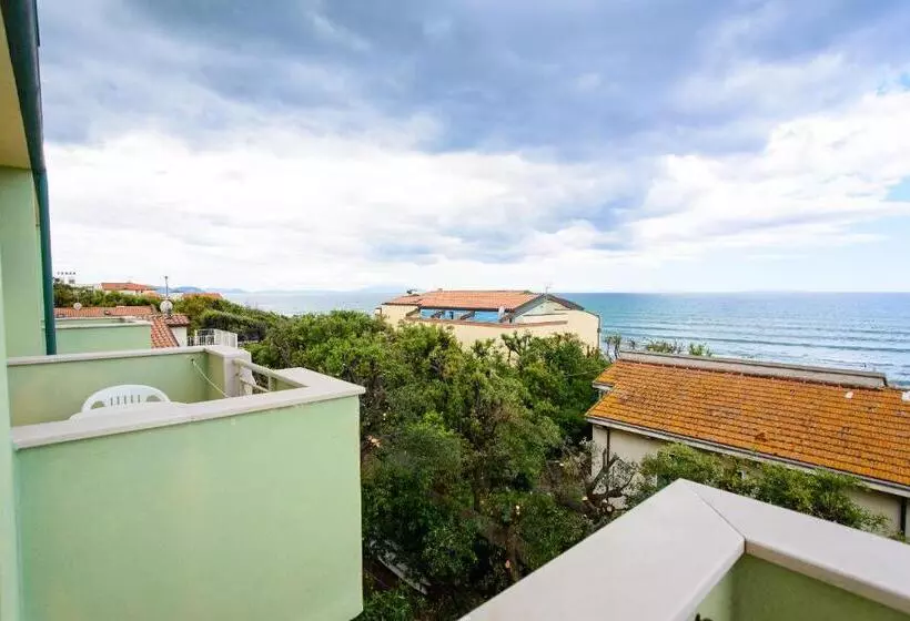 Triple Room Sea View, Villa Marcella