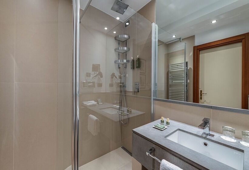 חדר סטנדרט, Vis à Vis