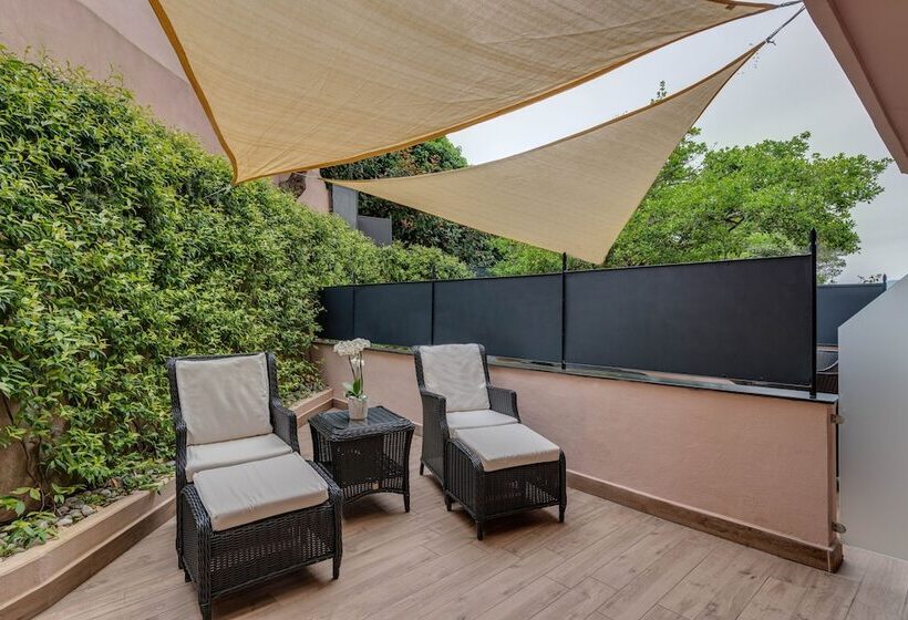 חדר סטנדרט, Vis à Vis