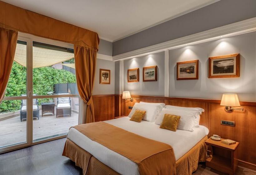 חדר סטנדרט, Vis à Vis