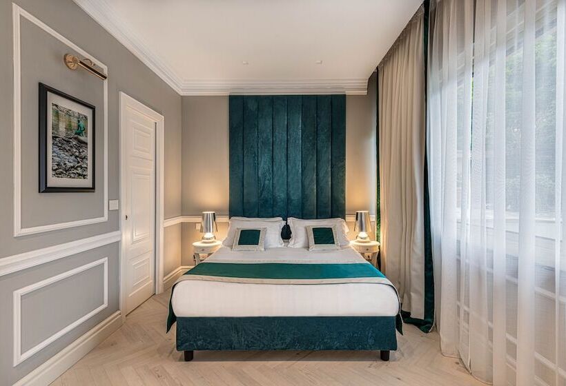 חדר דלוקס, Vis à Vis