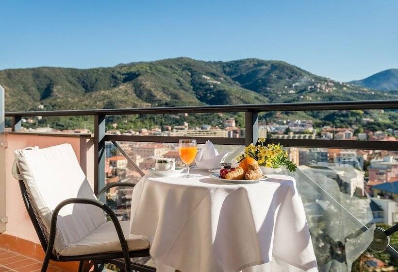 חדר סטנדרט, Vis à Vis