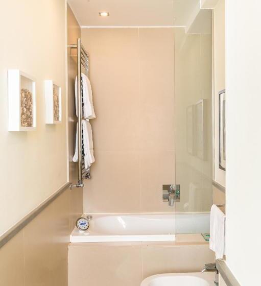 סוויטת ג'וניור סופריור נוף לים, Vis à Vis