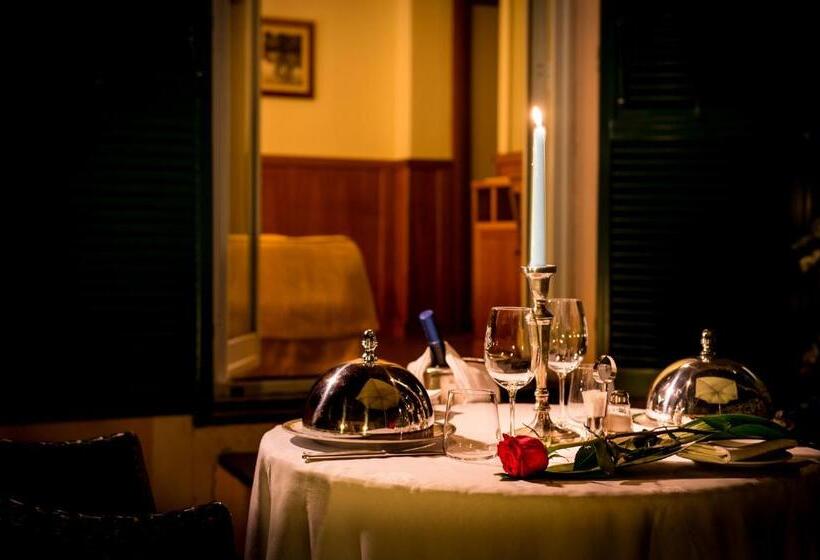 חדר סטנדרט, Vis à Vis