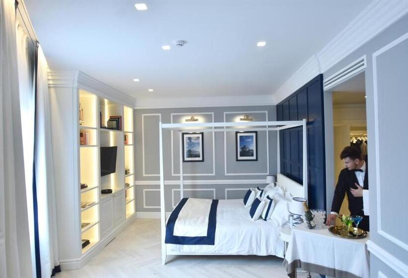 סוויטת ג'וניור דלוקס נוף לים, Vis à Vis