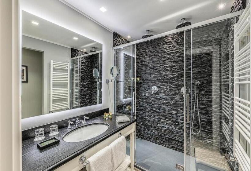 סוויטת ג'וניור דלוקס נוף לים, Vis à Vis