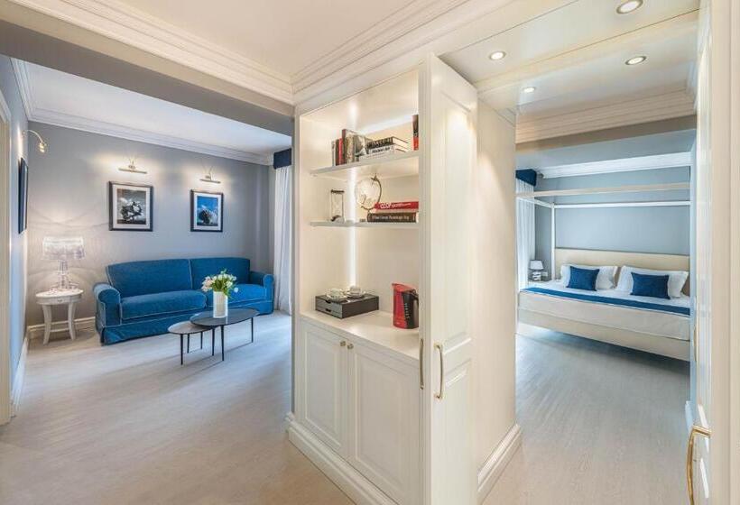 סוויטה עם מרפסת, Vis à Vis