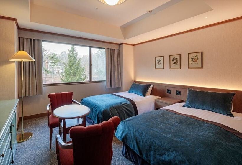 غرفة إقتصادية, Hakuba Tokyu