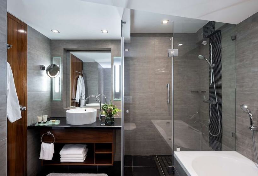 Executive Suite Sea View