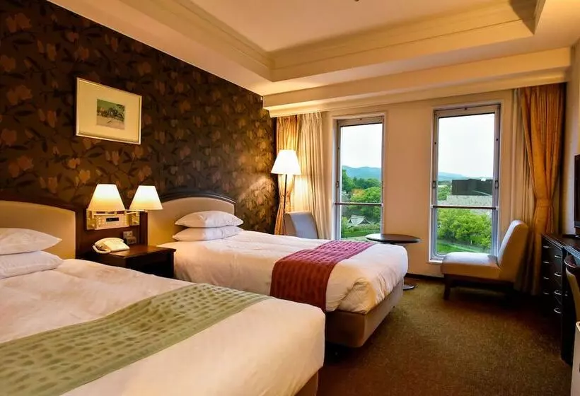 اتاق سوپریور با چشم‌انداز, Kumamoto Hotel Castle