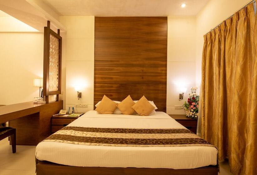 سوییت اجرایی, La Paz Gardens Beacon Hotel   Vasco Da Gama Goa