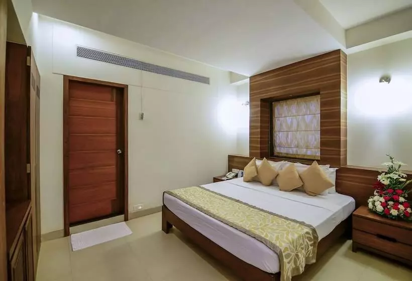 سوییت لوکس, La Paz Gardens Beacon Hotel   Vasco Da Gama Goa
