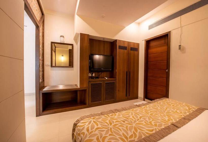 سوییت لوکس, La Paz Gardens Beacon Hotel   Vasco Da Gama Goa