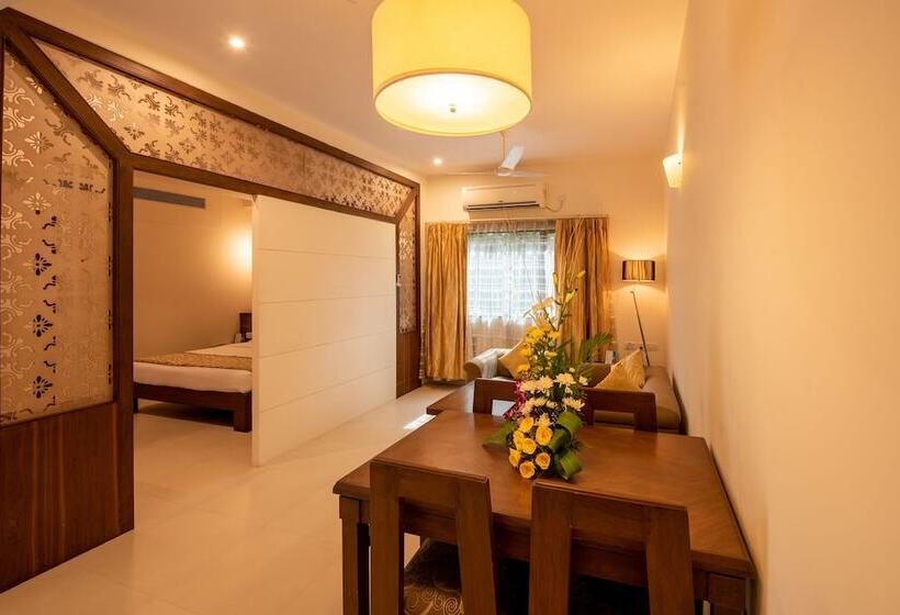 سوییت لوکس, La Paz Gardens Beacon Hotel   Vasco Da Gama Goa