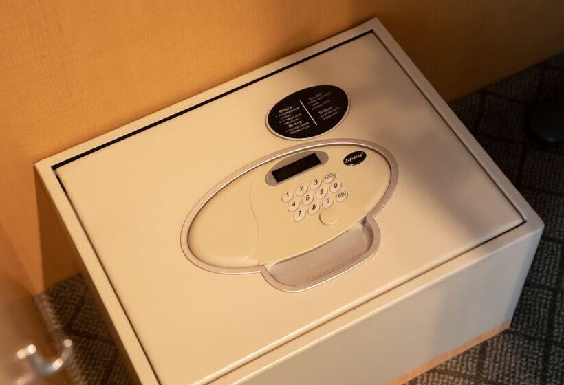 标准间, Marunouchi