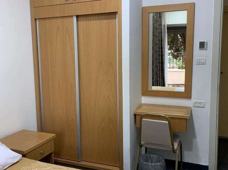 标准间, Mount Of Olives