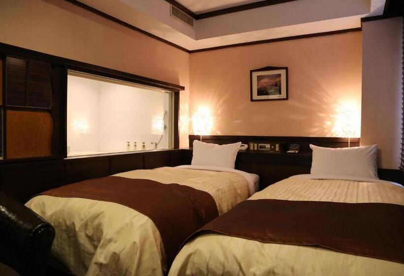 اتاق استاندارد, New Station