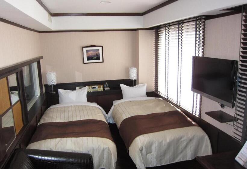 اتاق استاندارد, New Station