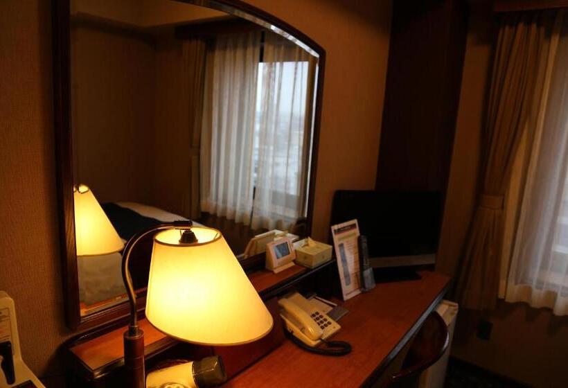 اتاق استاندارد یک نفره, New Station