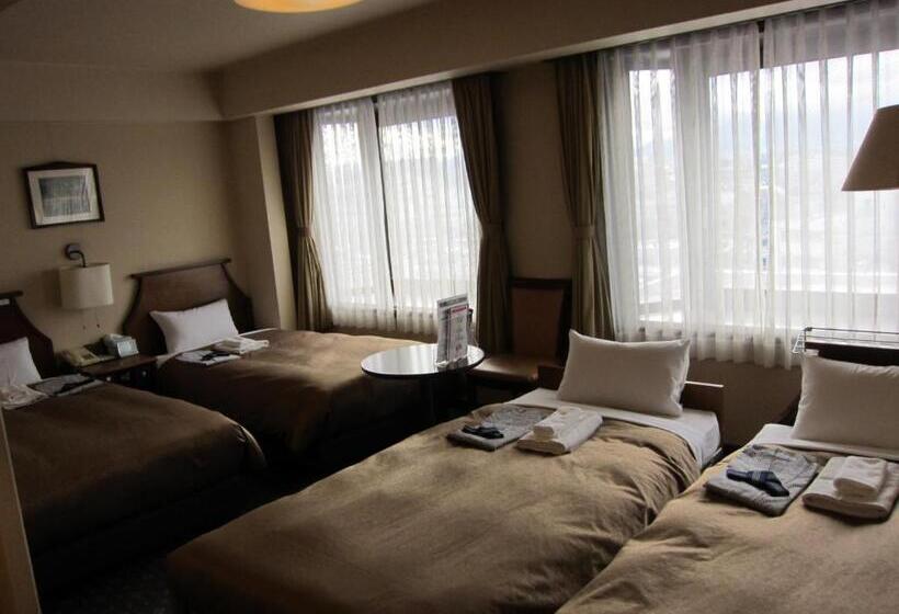 اتاق لوکس, New Station