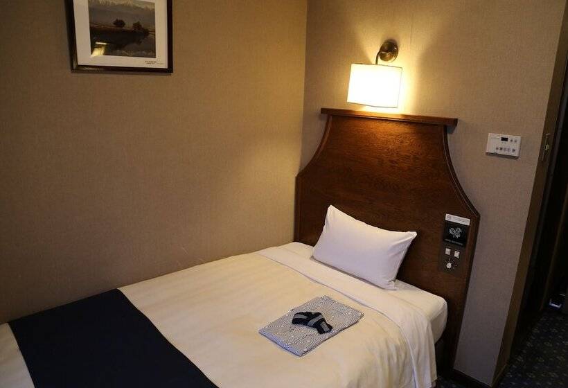 اتاق استاندارد یک نفره, New Station