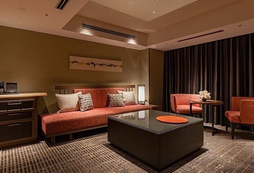 수피리어 스위트, Nikko Fukuoka